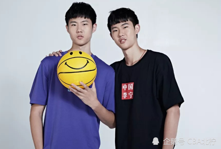 爱游戏APP-兹维列夫职业生涯回顾