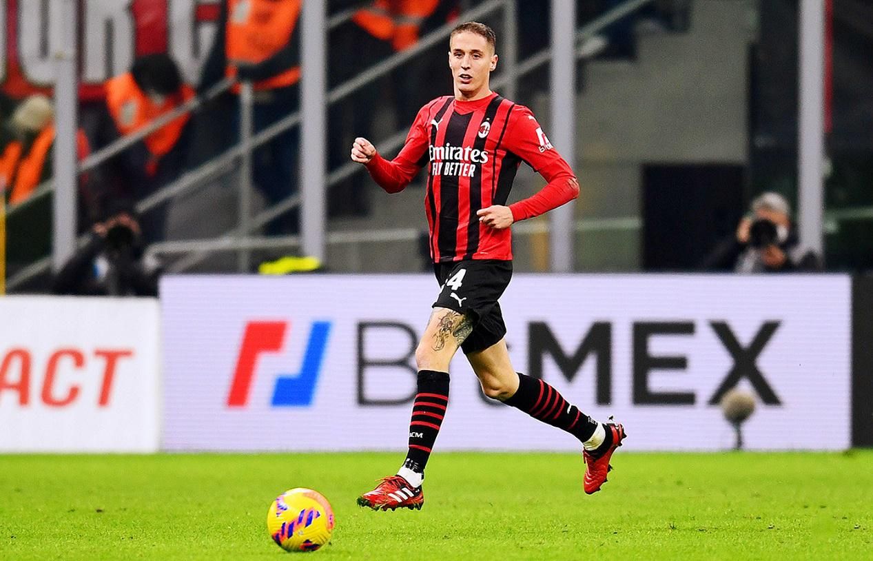 包含风云突变！那不勒斯国际比赛日回应争议；意大利杯版图或变；质疑声仍在；控场能力受关注的词条