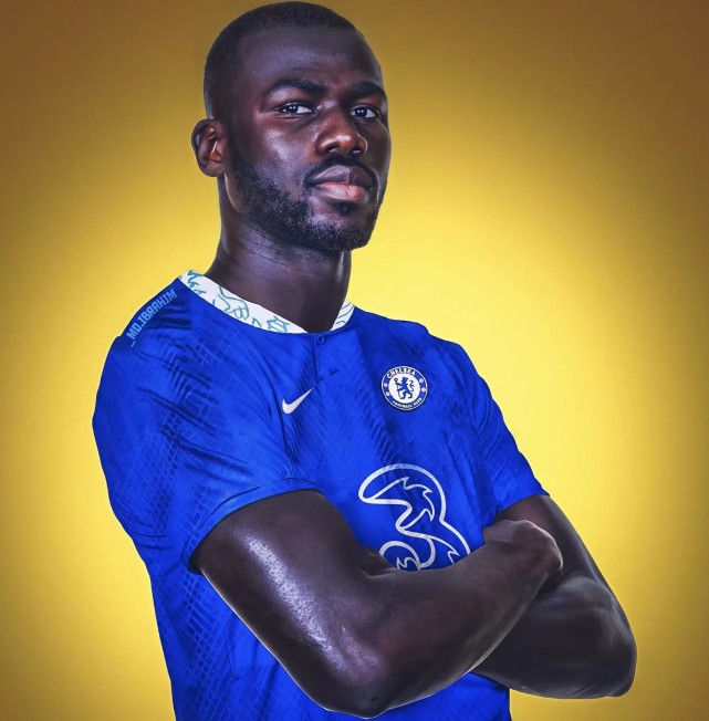 包含切尔西迎意大利杯关键赛，赛后官宣签约，悬念犹存，心理建设被强调的词条